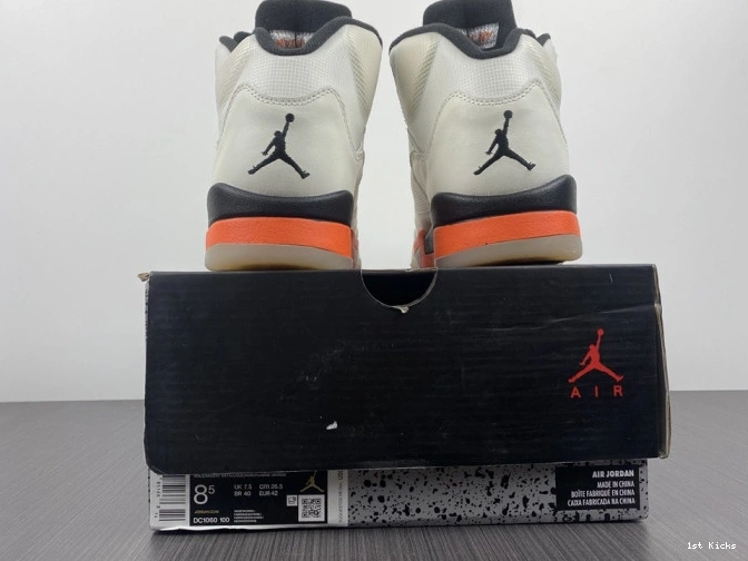 1st Kicks Shoes Total Jordan 5 DC1060-100 Retro Orange 0730